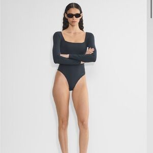 Babaton contour square neck bodysuit